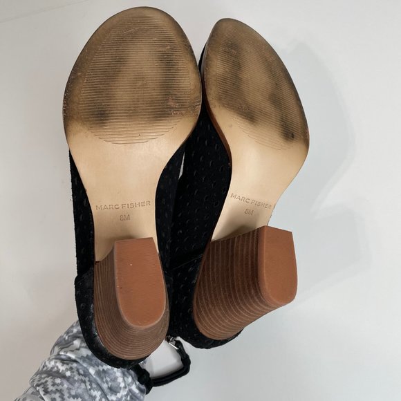 Marc Fisher Suede Ankle Bootie Stacked 3 1/2" Heel Laser Cut Zip Back - Picture 7 of 11